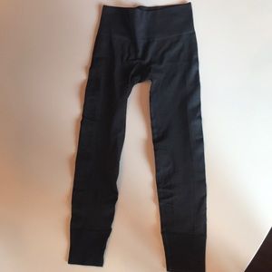 Lululemon ebb to flow pant